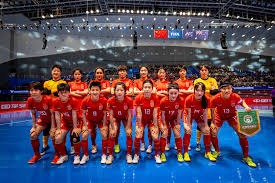 米兰跟队：米兰双雄探讨出售圣西罗冠名权，每年2000-3000万欧